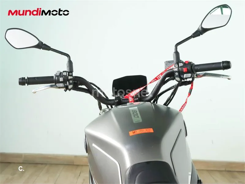 Benelli Leoncino 800 – Vista 11