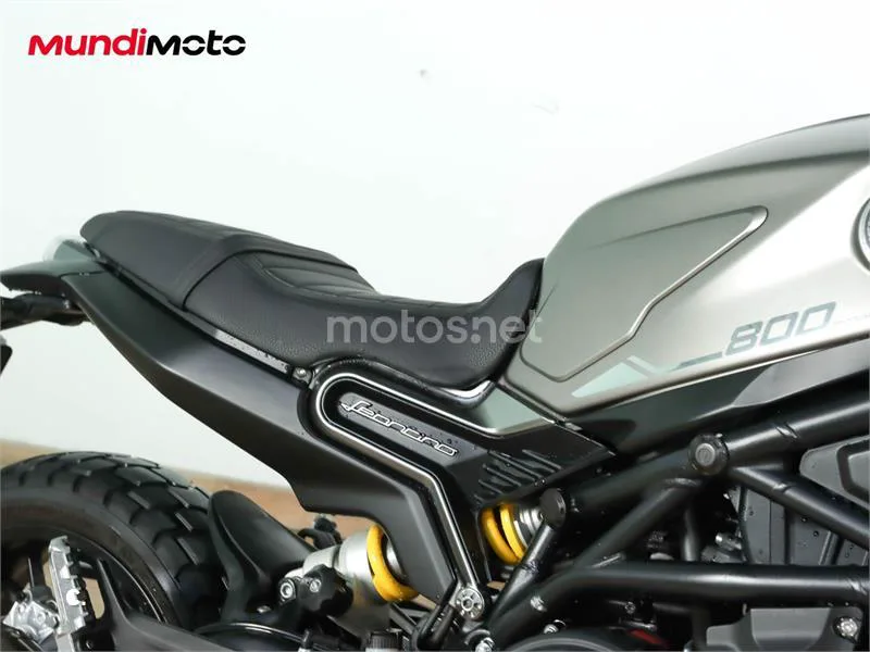Benelli Leoncino 800 – Vista 19