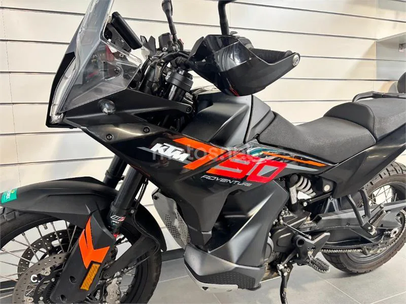 KTM 790 – Vista 7