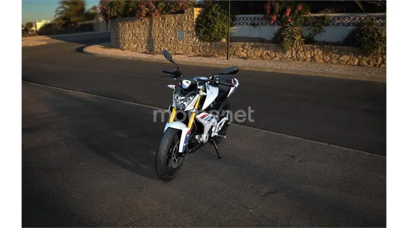BMW G 310 R – Vista 18
