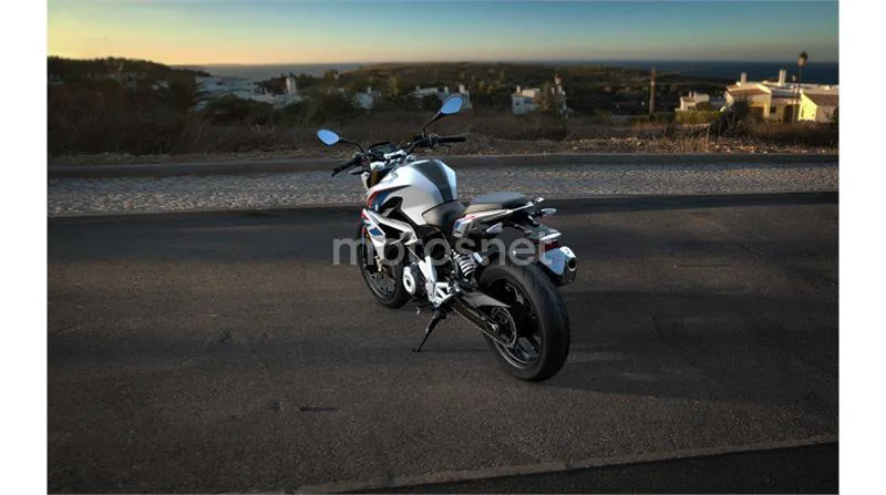 BMW G 310 R – Vista 21