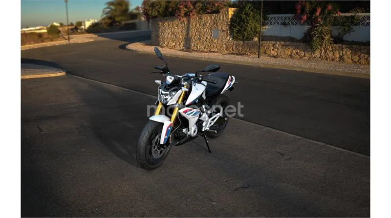 BMW G 310 R – Vista 25