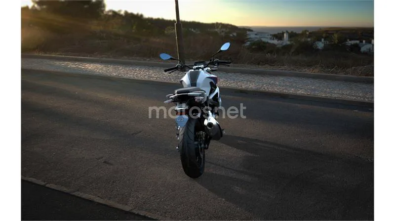 BMW G 310 R – Vista 32