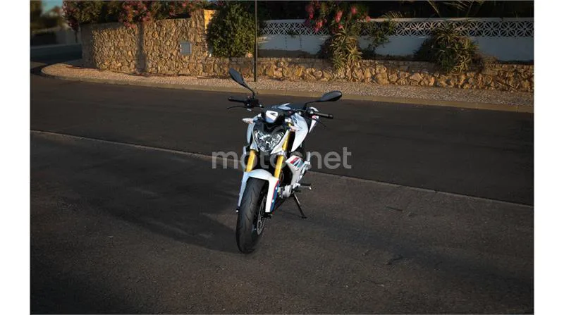 BMW G 310 R – Vista 33