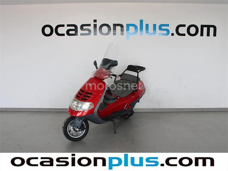 Piaggio HEXAGON GT 250 4T – Vista 5