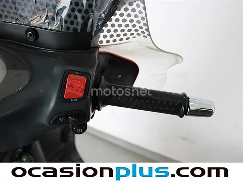 Piaggio HEXAGON GT 250 4T – Vista 8