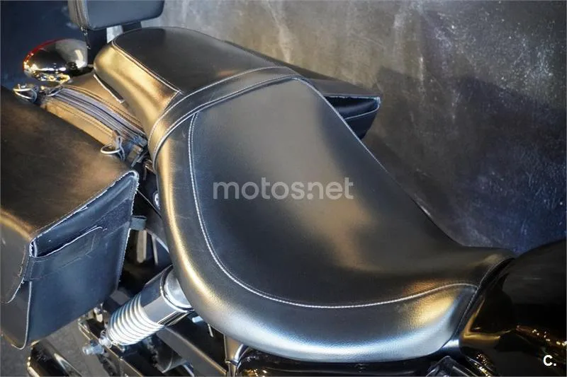 Triumph Speedmaster 900 – Vista 12