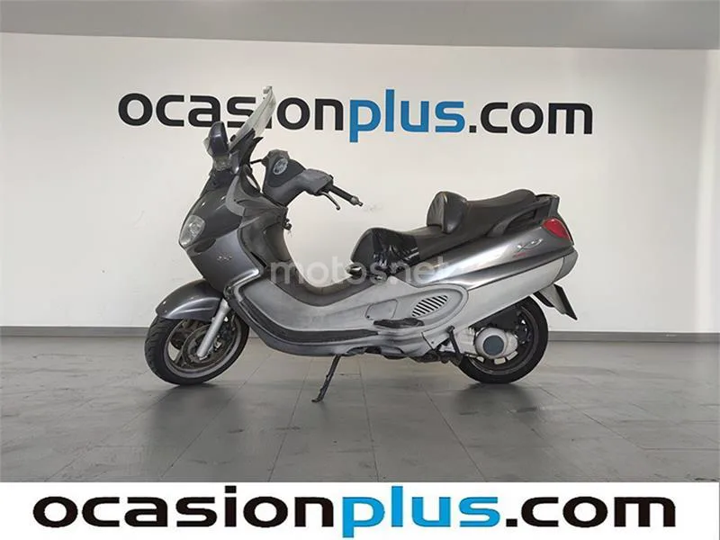 Piaggio X9 250 – Vista 8