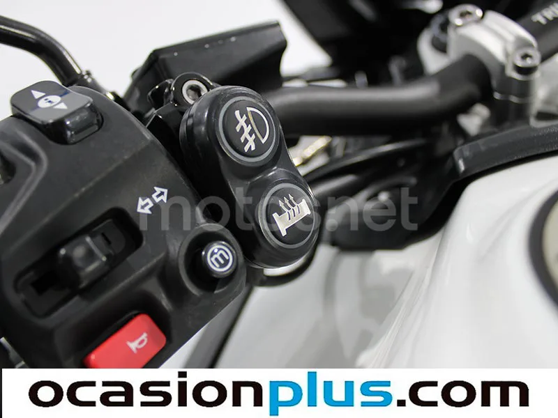 Triumph Tiger Explorer 1200 – Vista 17