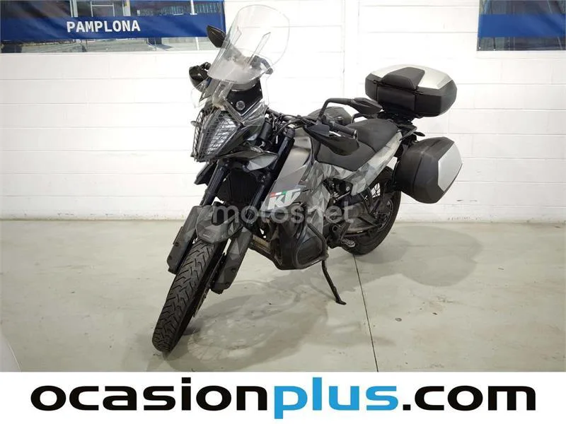 KTM 890 – Vista 5