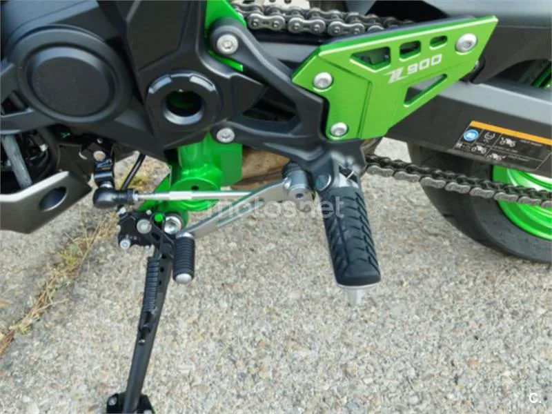 Kawasaki Z900 – Vista 3