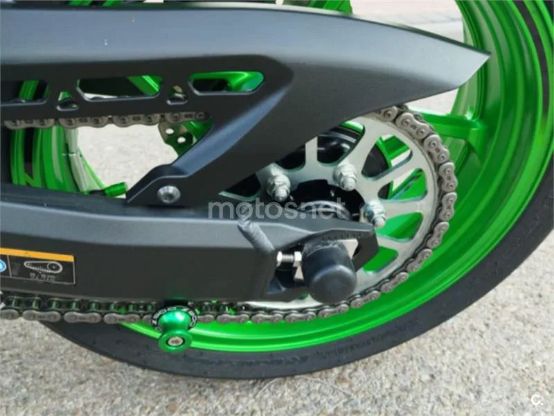 Kawasaki Z900 – Vista 5
