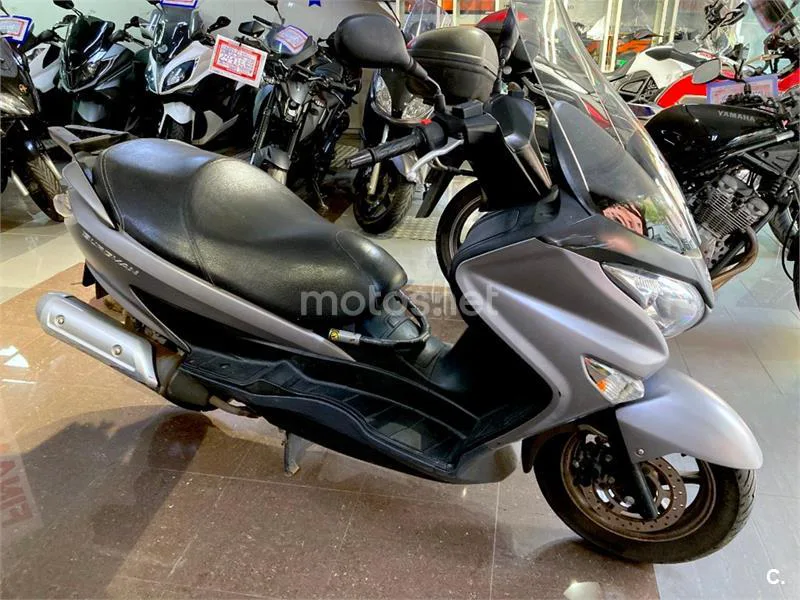 Suzuki Burgman 125 – Vista 7