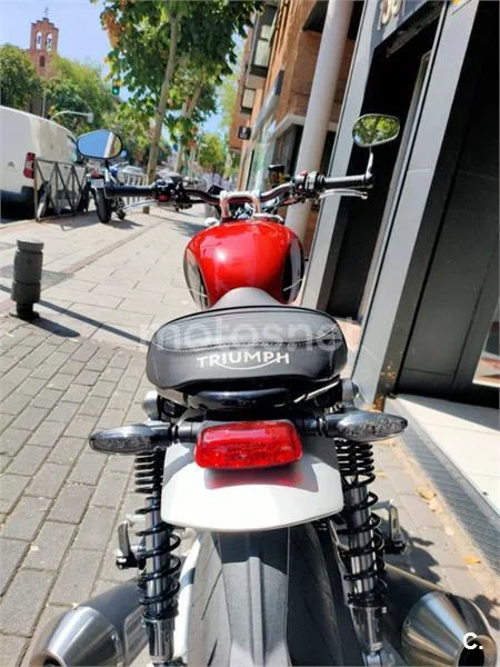 Triumph Speed Twin – Vista 11