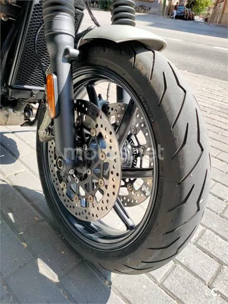 Triumph Speed Twin – Vista 14