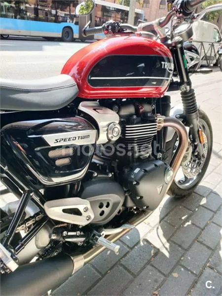 Triumph Speed Twin – Vista 3