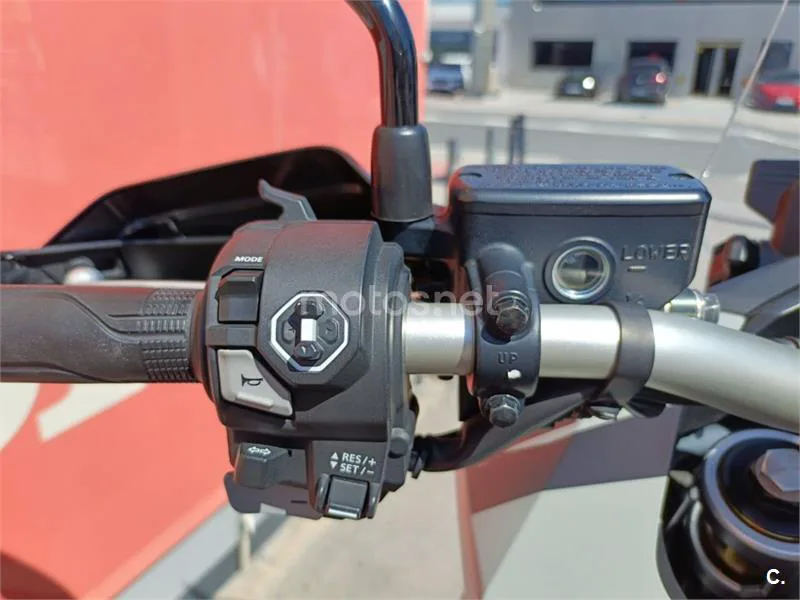 Honda X-ADV – Vista 7