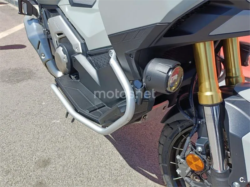 Honda X-ADV – Vista 10