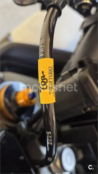 Yamaha MT-09 – Vista 13