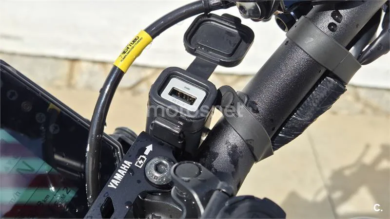 Yamaha MT-09 – Vista 8