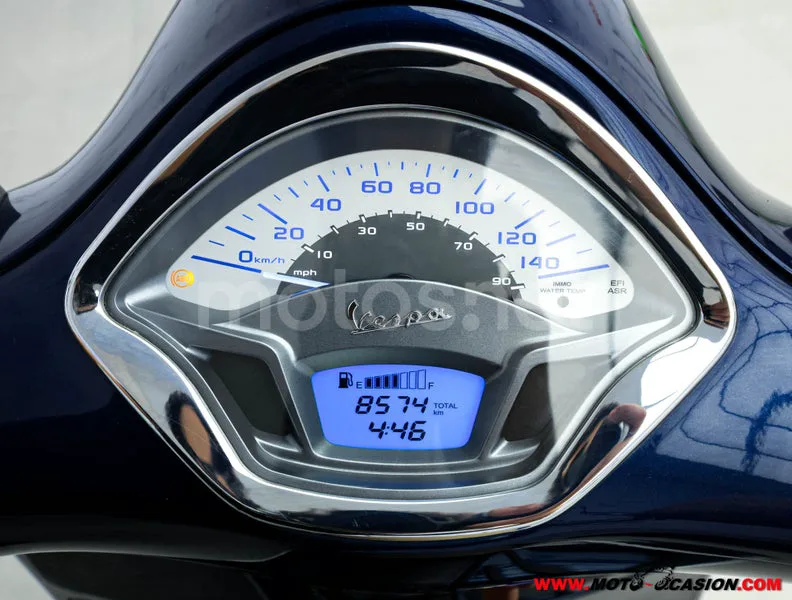 Vespa GTS 300 – Vista 6