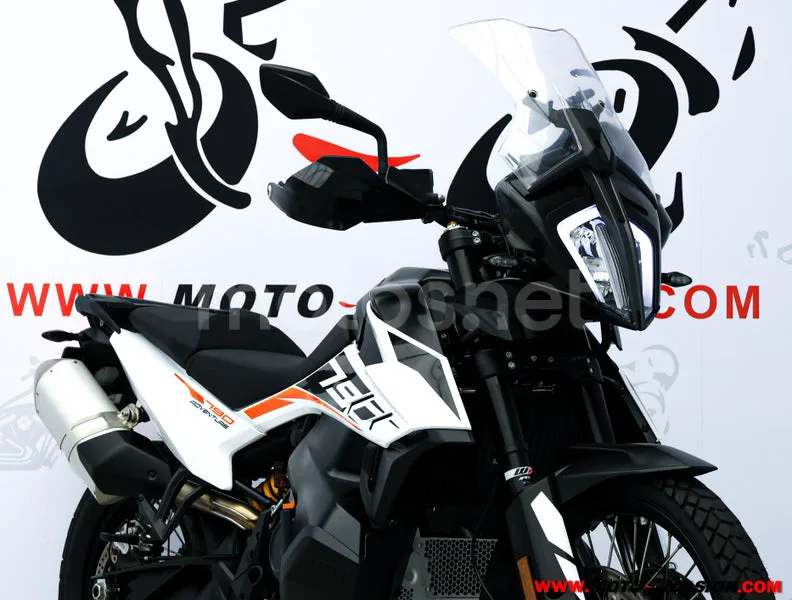 KTM 790 – Vista 4