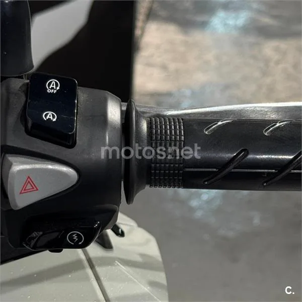 Honda PCX 125 – Vista 12