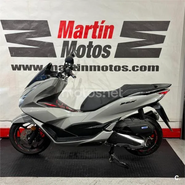 Honda PCX 125 – Vista 5
