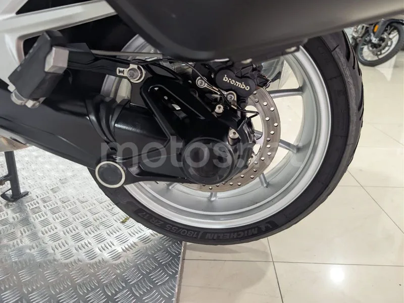BMW R 1250 RT - Vista 25