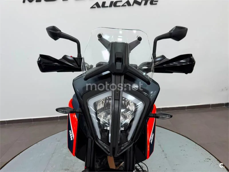 KTM 390 – Vista 19