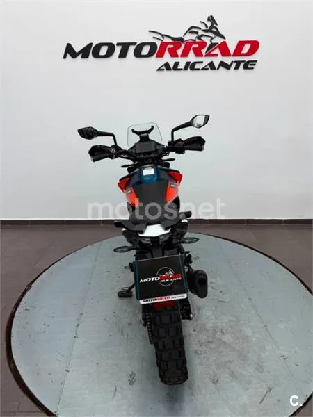 KTM 390 – Vista 4