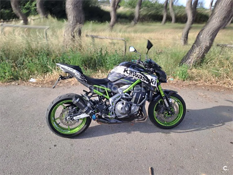Kawasaki Z900 – Vista 12