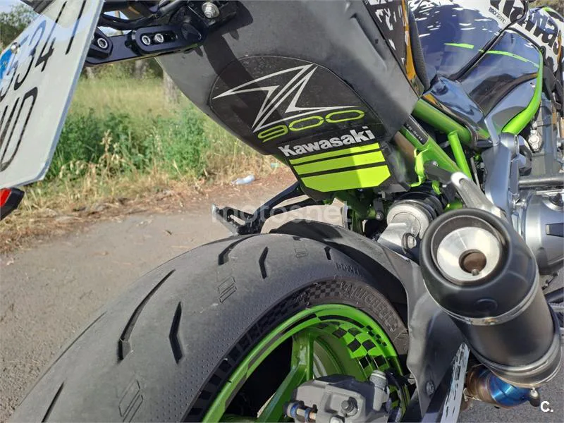 Kawasaki Z900 – Vista 5