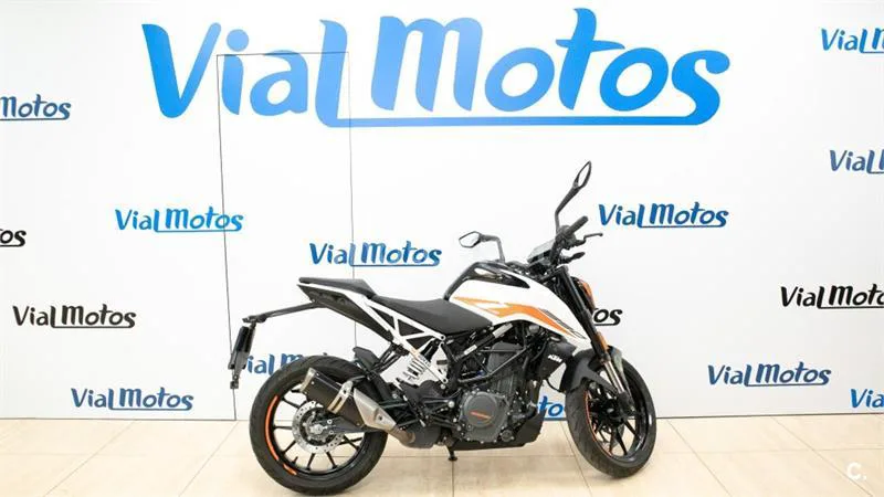 KTM 390 – Vista 1