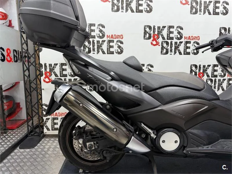 Yamaha TMAX 530 – Vista 3