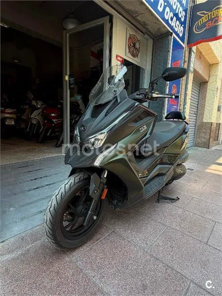 Kymco DTX 350 – Vista 3