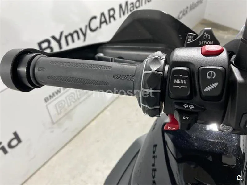 BMW F 900 GS – Vista 7