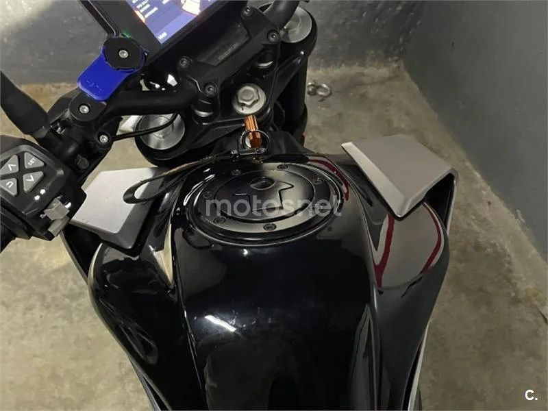 KTM 390 – Vista 6