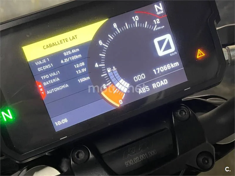 KTM 390 – Vista 7
