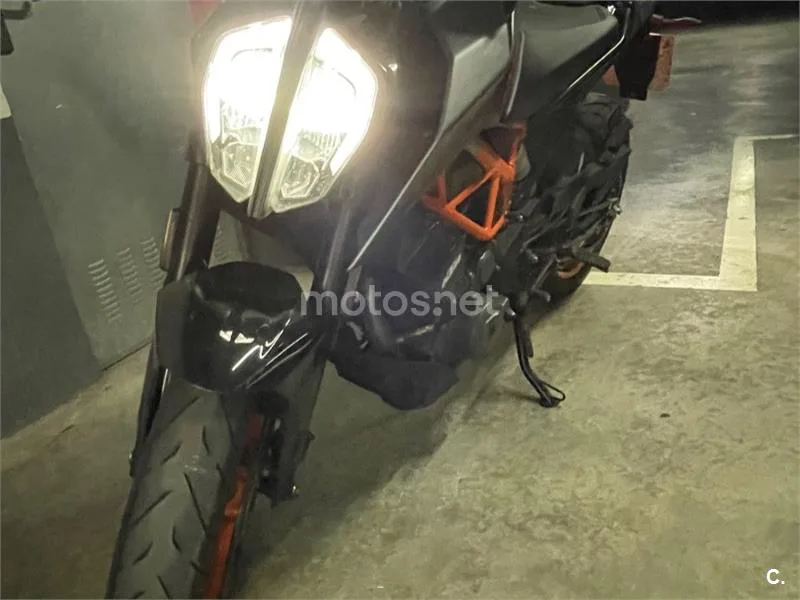 KTM 390 – Vista 8