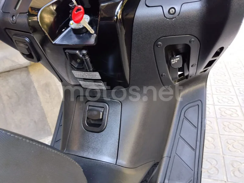 Kymco Xciting 400 – Vista 14