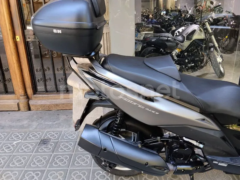 Kymco Xciting 400 – Vista 5