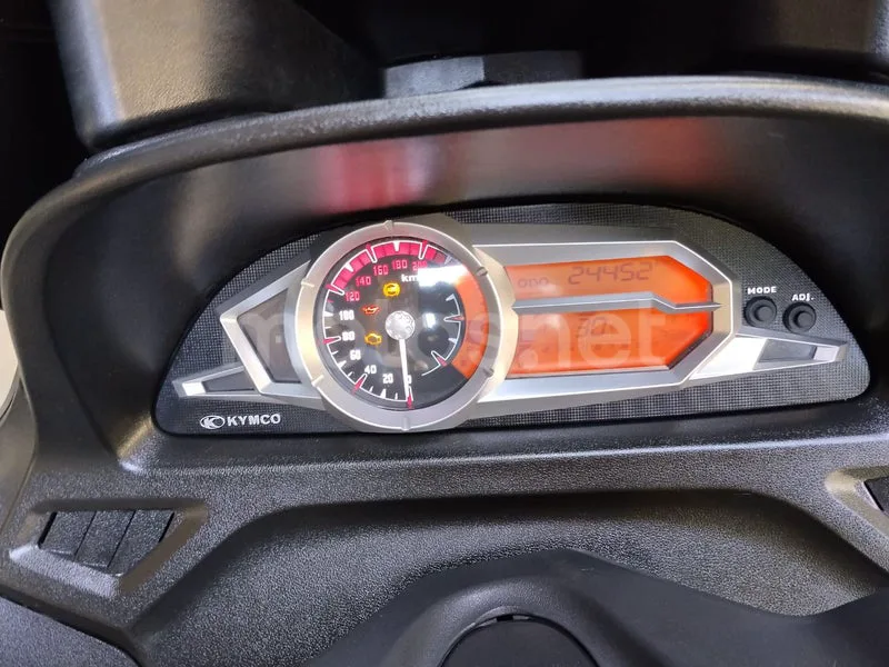 Kymco Xciting 400 – Vista 10