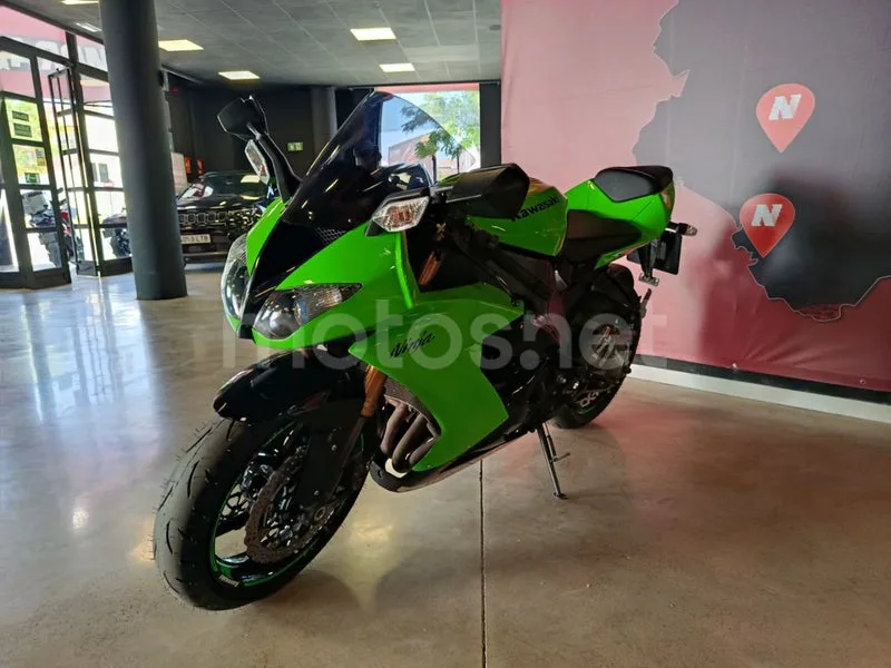 Kawasaki Ninja ZX-10R – Vista 4