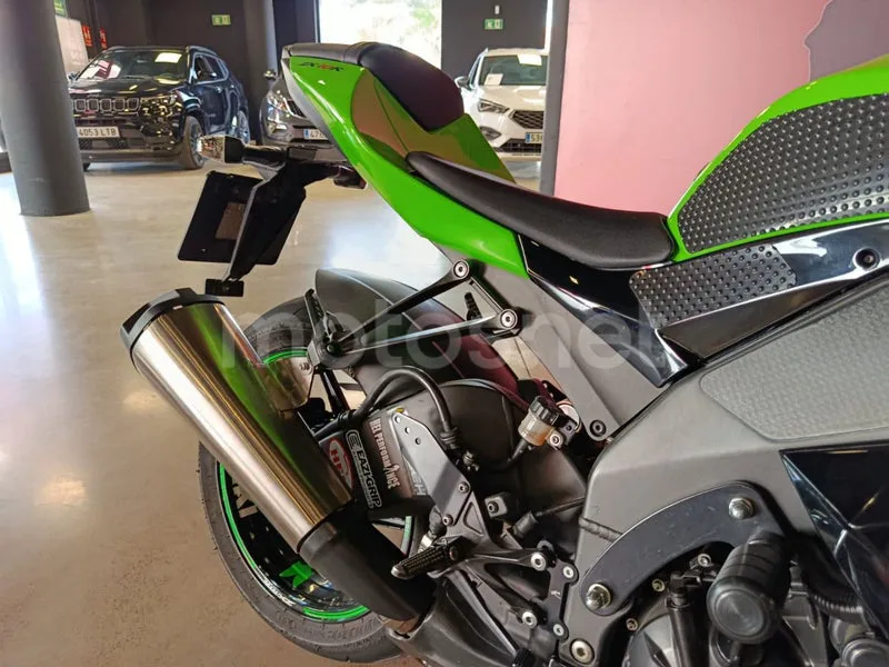Kawasaki Ninja ZX-10R – Vista 10