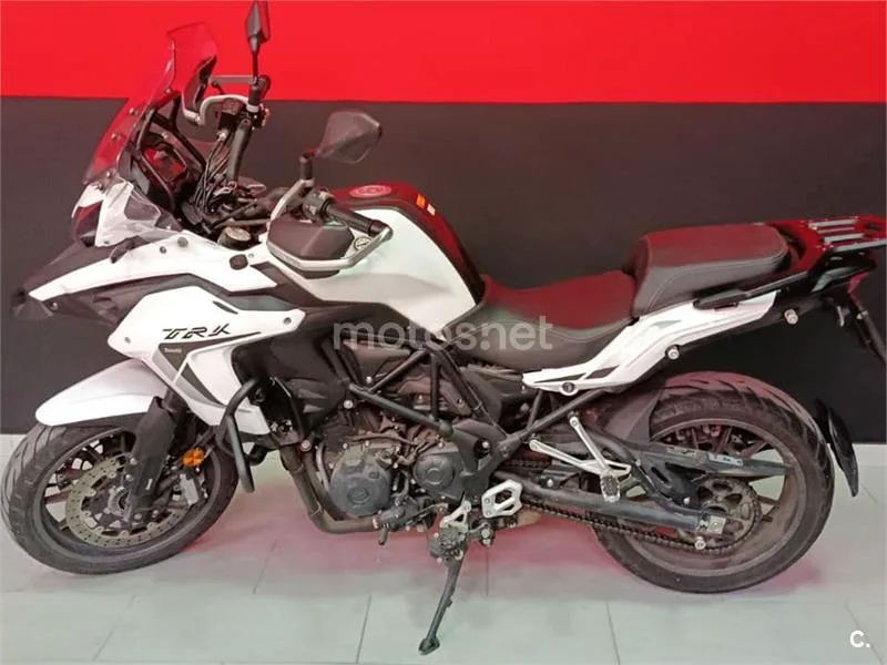 Benelli TRK 502 – Vista 3