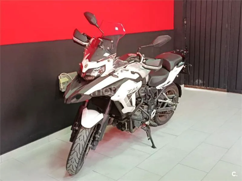 Benelli TRK 502 – Vista 4