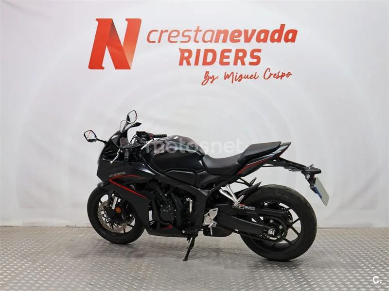 Honda CBR 650 R – Vista 10