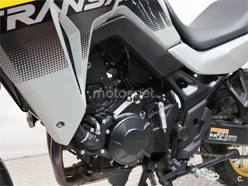 Honda XL 750 Transalp – Vista 13