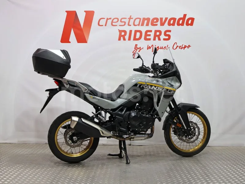 Honda XL 750 Transalp – Vista 10